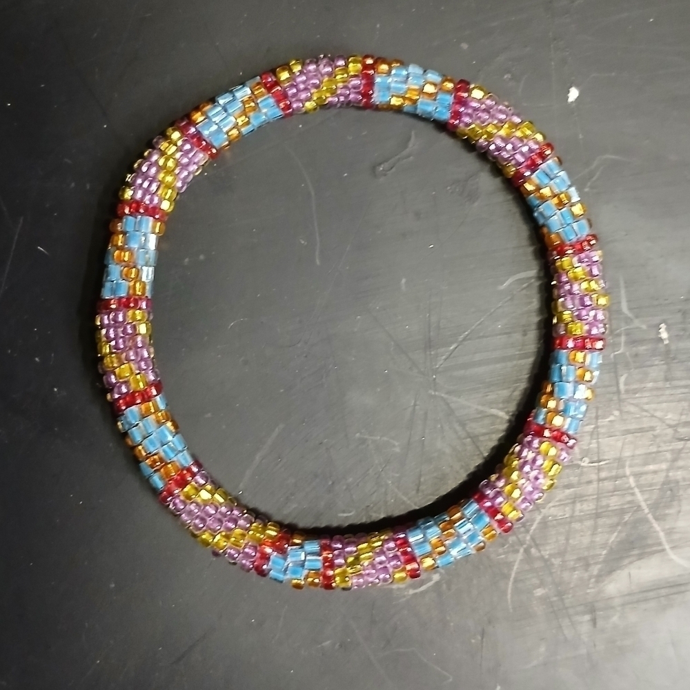 Multi color glass beaded round tribal bangle bracelet - Picture 2 of 3